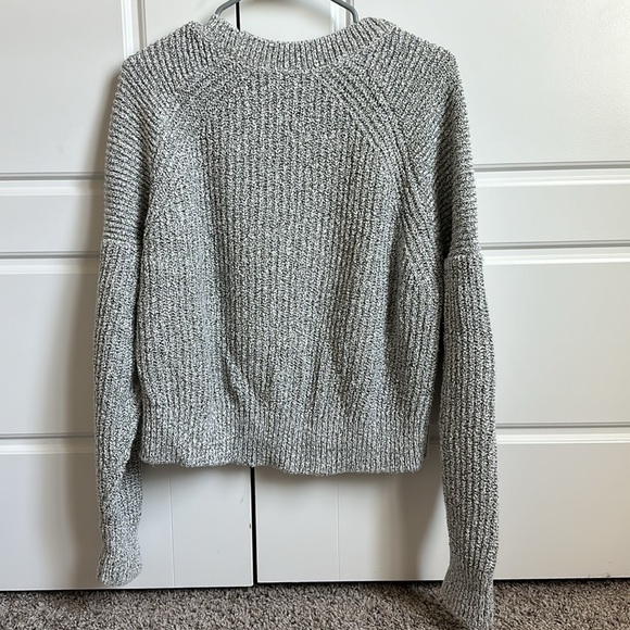 Cable knit sweater - Picture 4 of 5